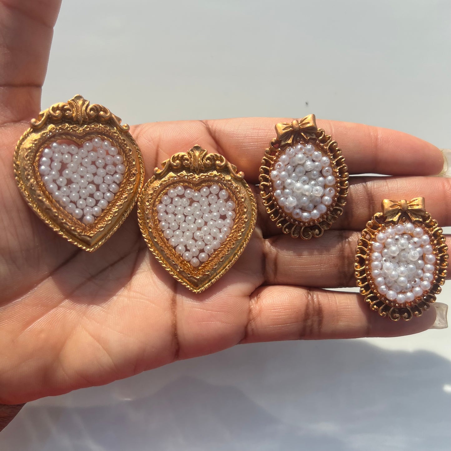 Framed- Mini pearls