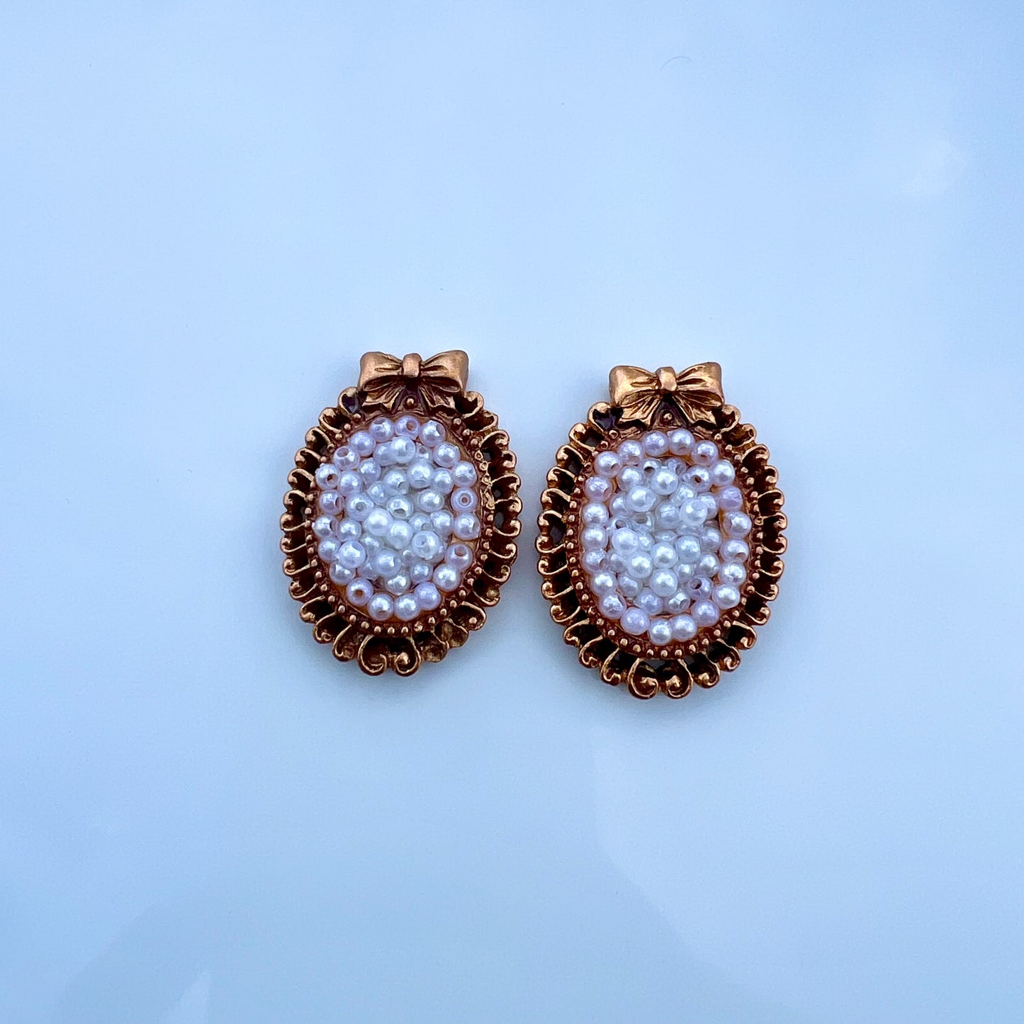 Framed- Mini pearls